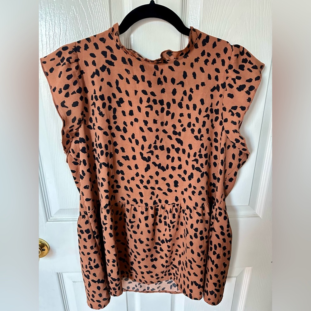 Mock neck short sleeve blouse